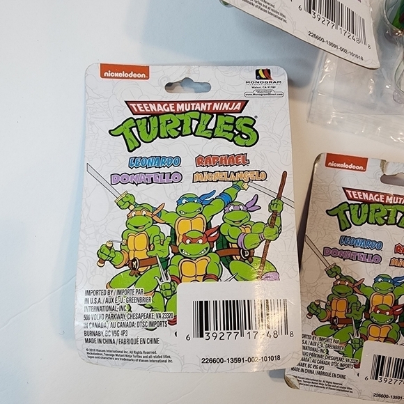 Nickelodeon 4 Teenage Mutant Ninja Turtles keychains new damaged boxes pls read - Picture 7 of 8